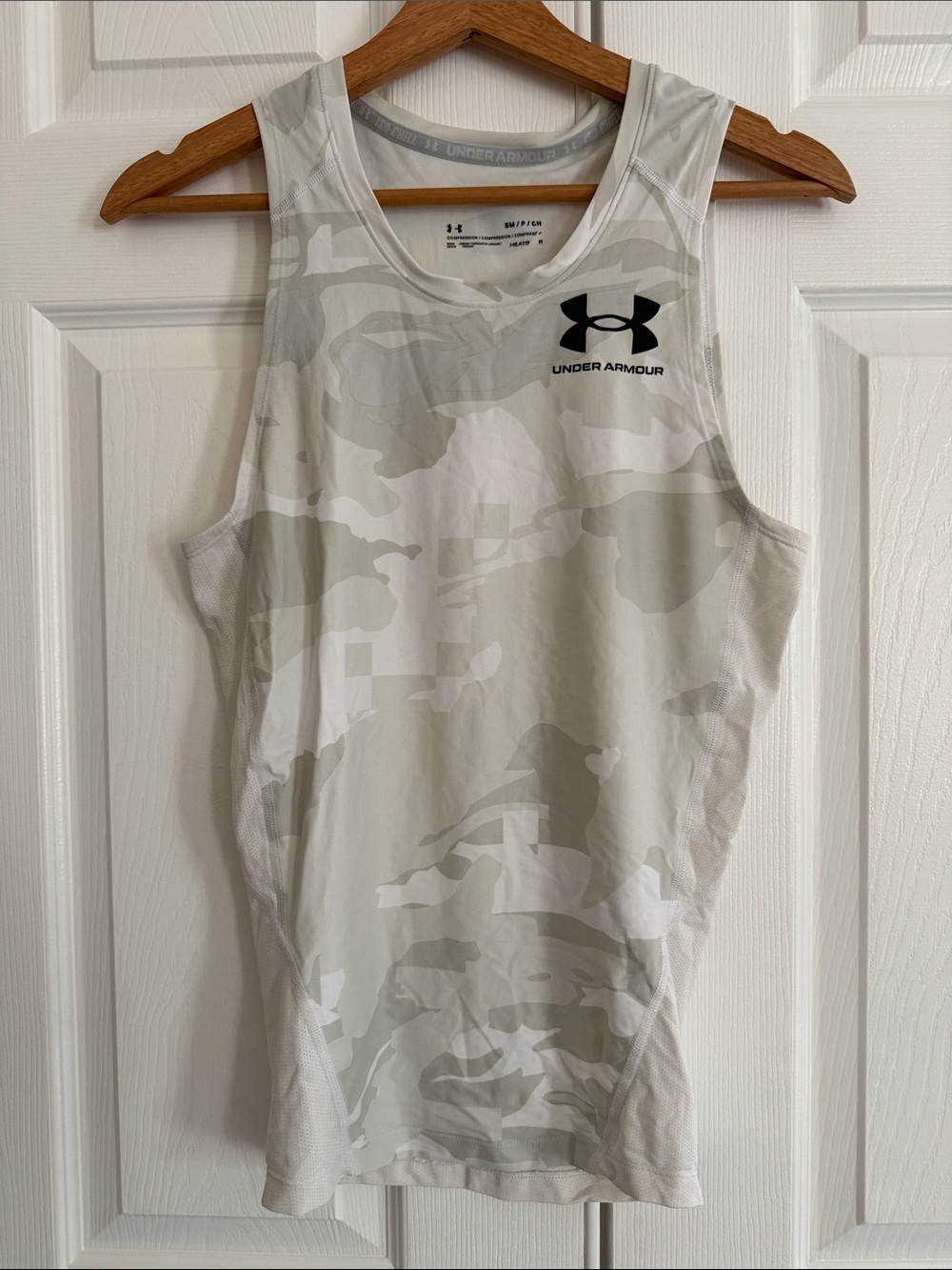 Under Armour Men’s White and Light Gray Camo Compression Tank